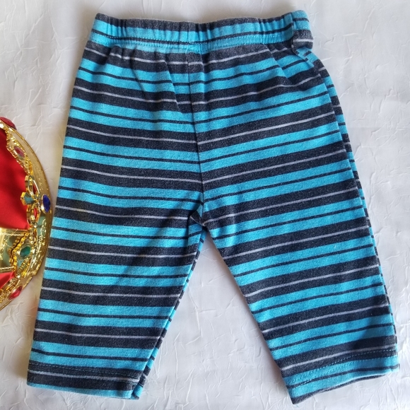 👑 2 pc 3-6m Shirt SS + Pants - Picture 7 of 11